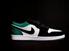 Air Jordan 1 Low Green Toe (White/ Black/Green)