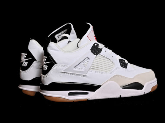 Air Jordan 4 Retro "Black & White/ Gum"
