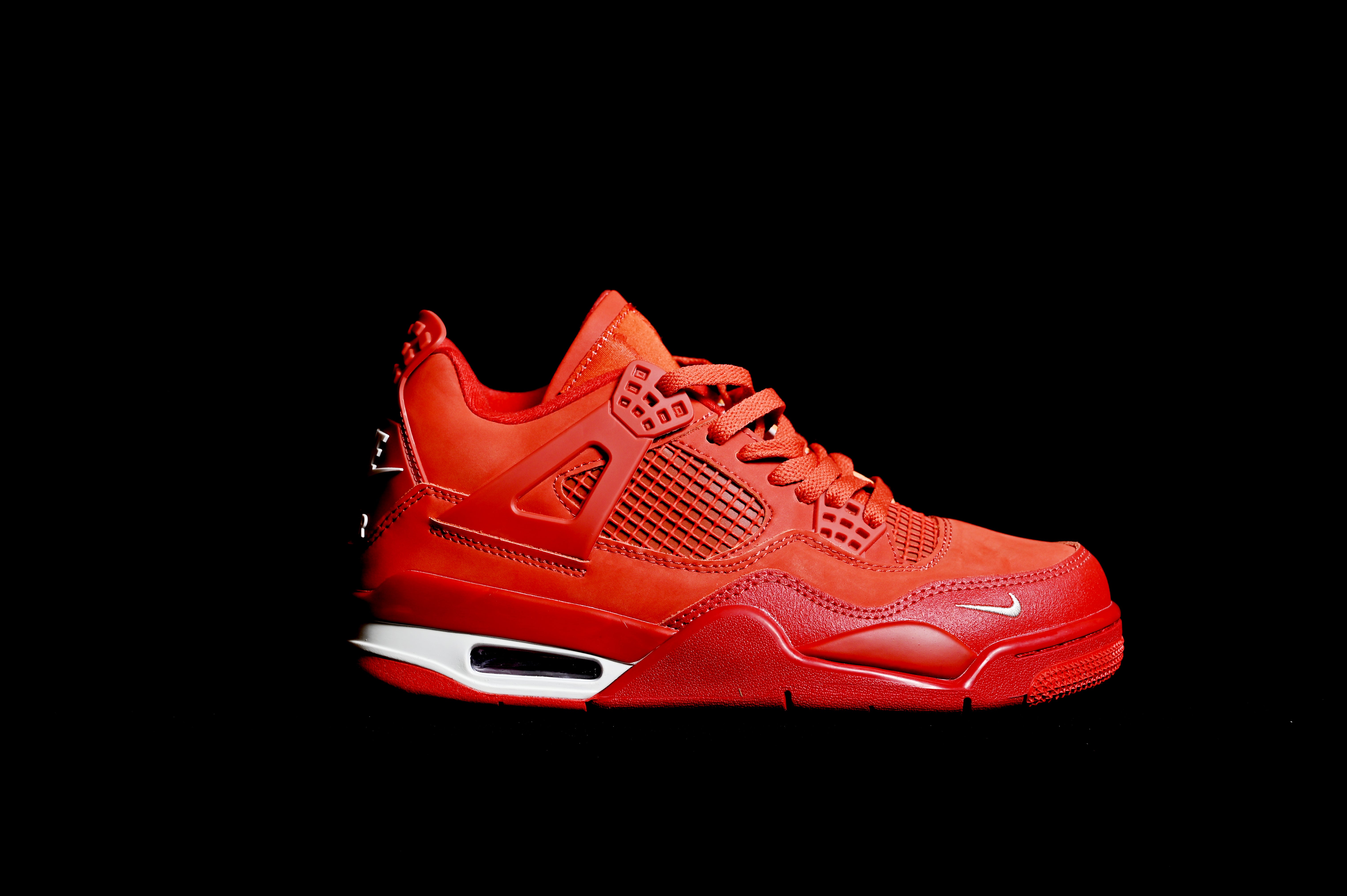 Air Jordan 4 Retro Red Thunder