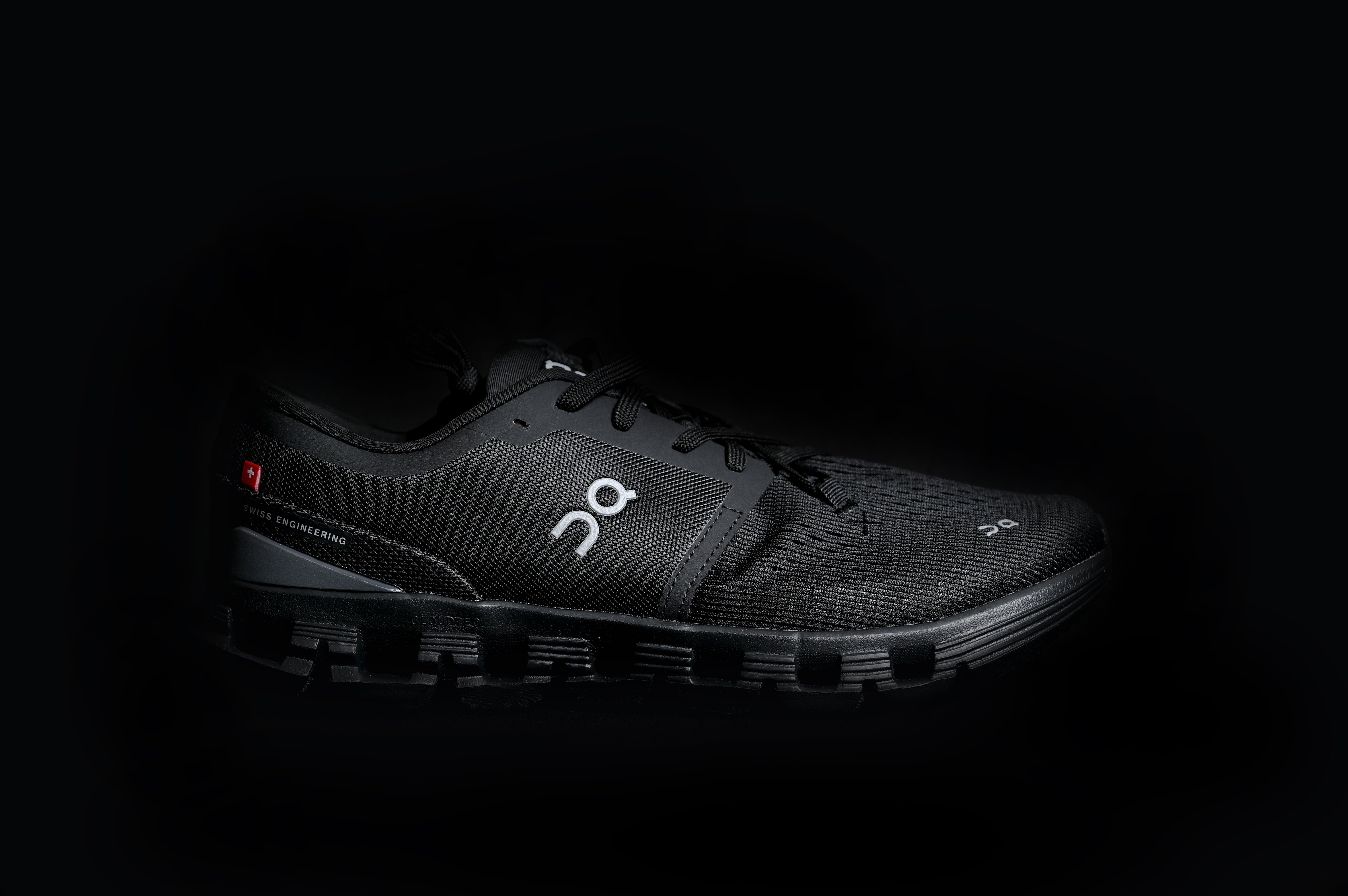 On Running Cloudswift All Black