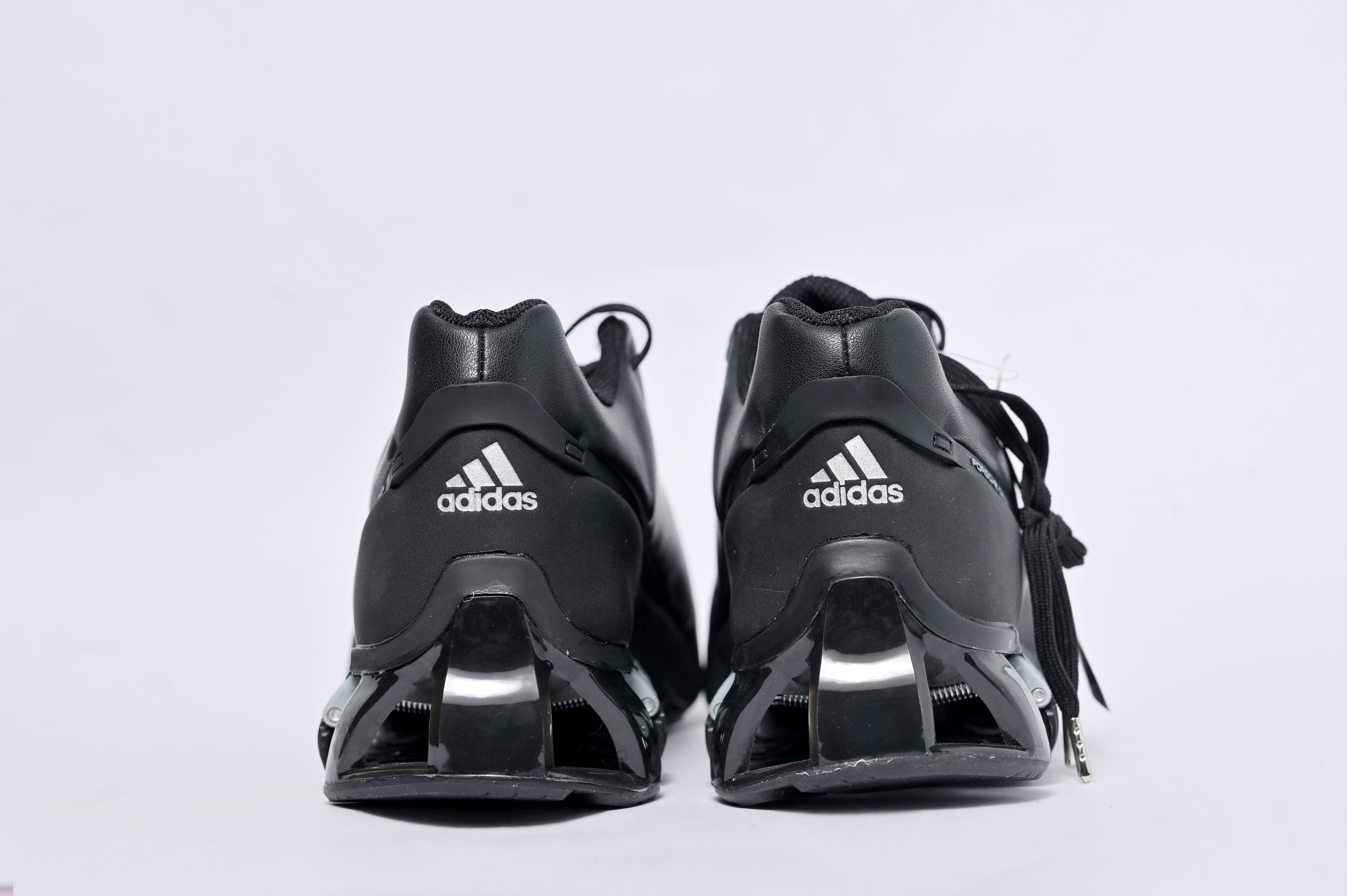 Porsche Desigh Bounce S4- Triple Black