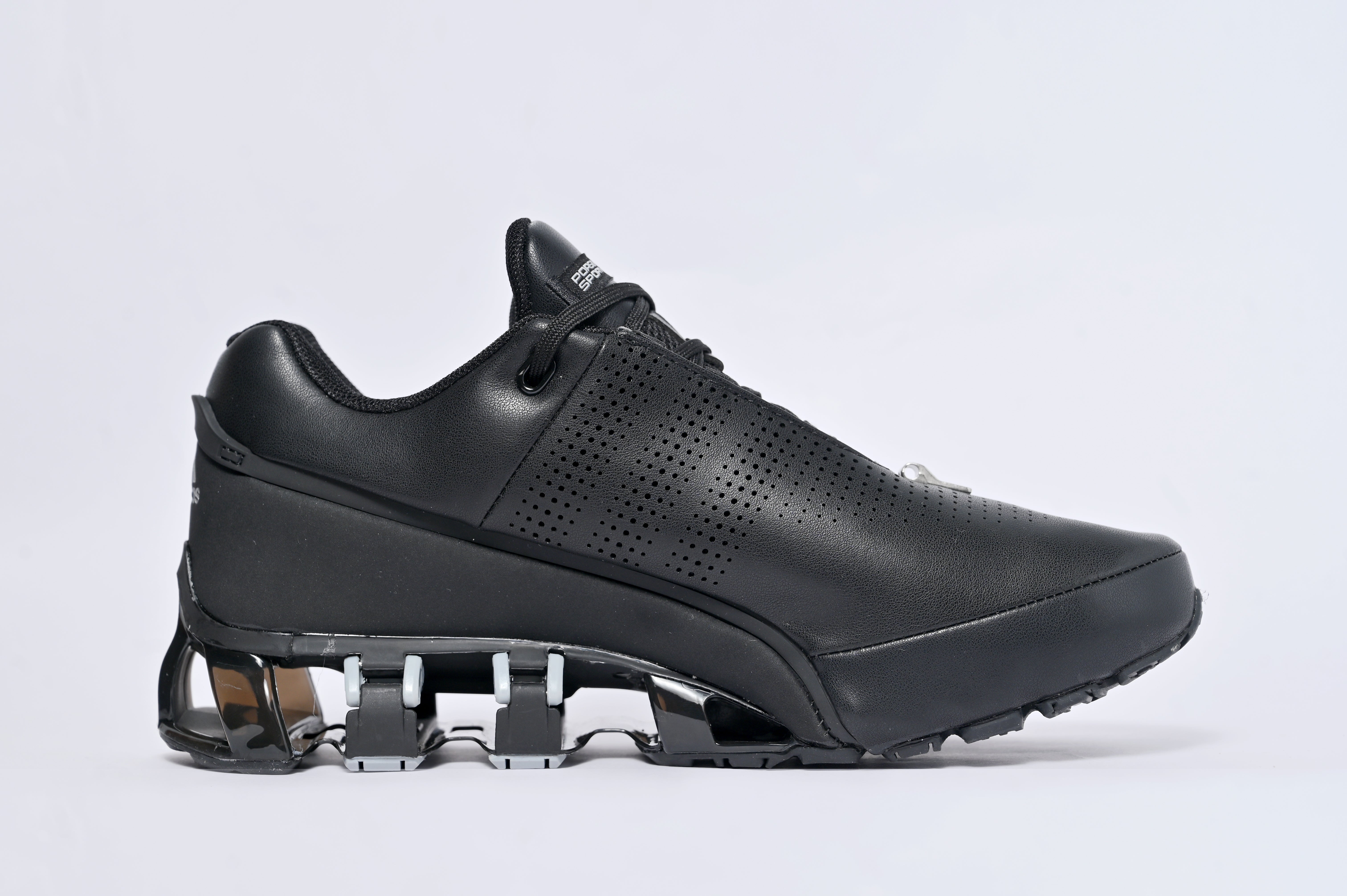 Porsche Desigh Bounce S4- Triple Black