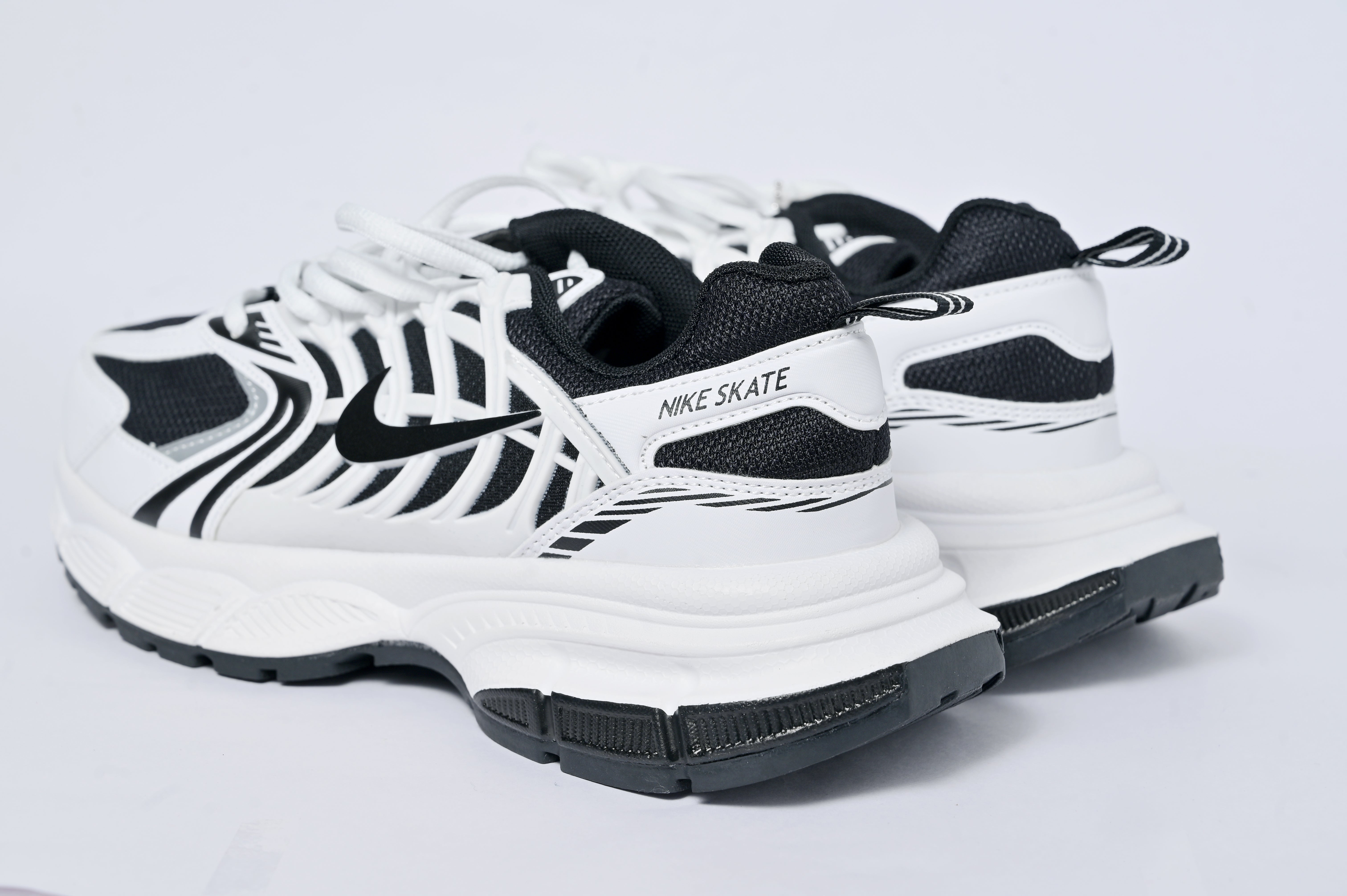 Nike Air Zoom Spiridon Cage 2- Balck/white